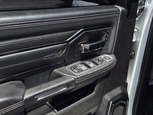 Used 2022 RAM 3500 Limited AWD/4WD image 14