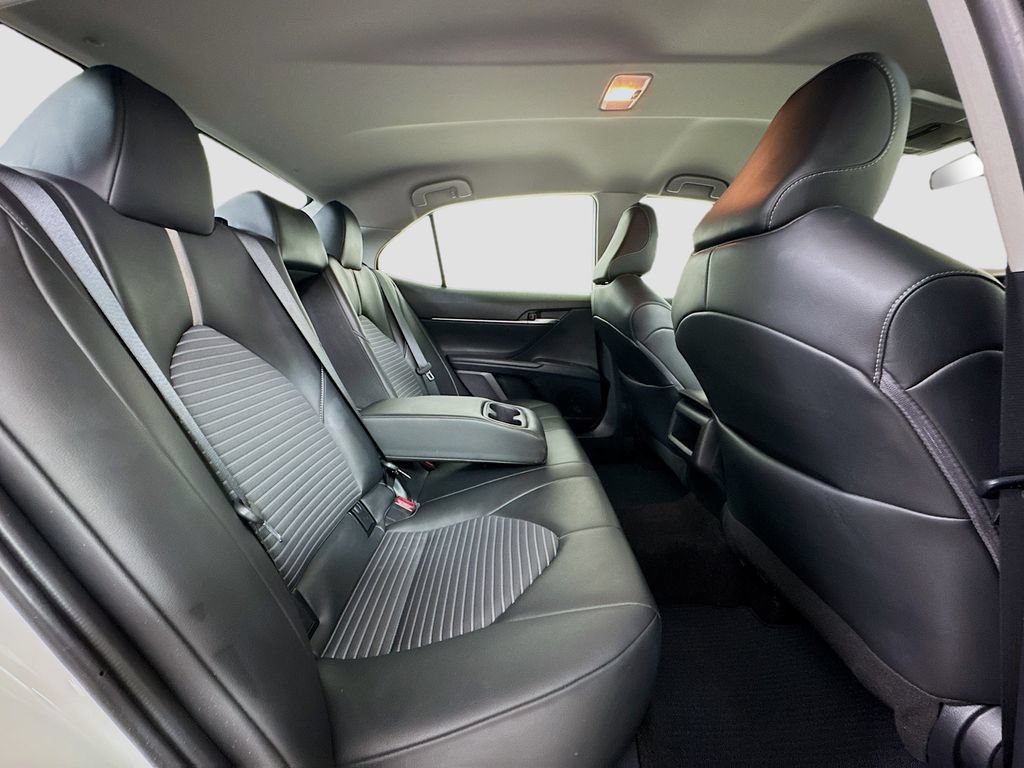 Used 2024 Toyota Camry SE FWD image 25