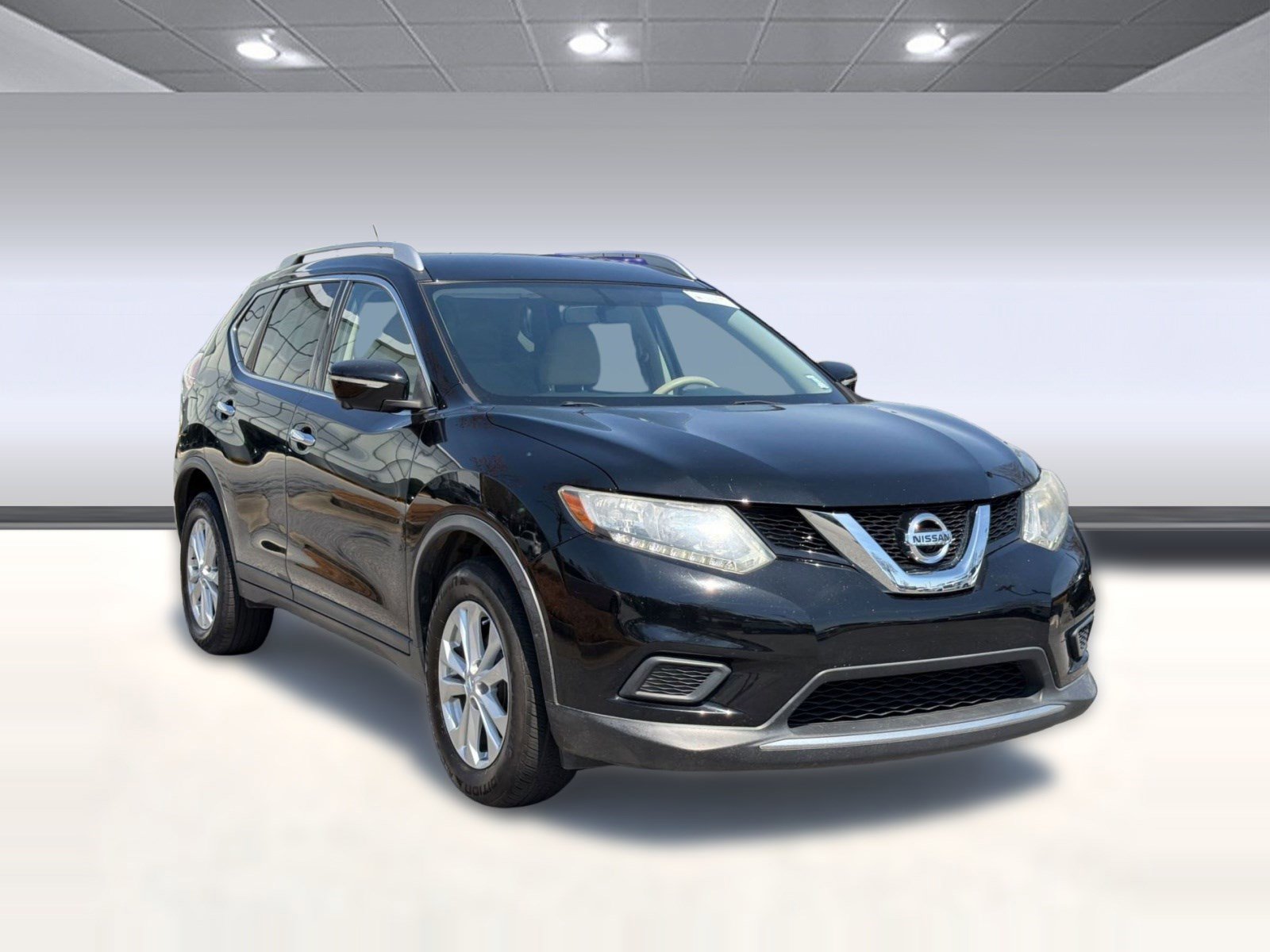 Used 2015 Nissan Rogue SV w/ SV Premium Package image 7