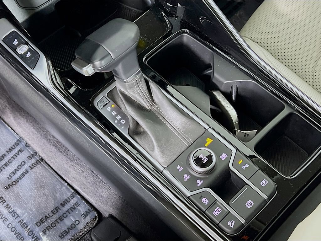Used 2025 Kia Sorento SX AWD/4WD image 17