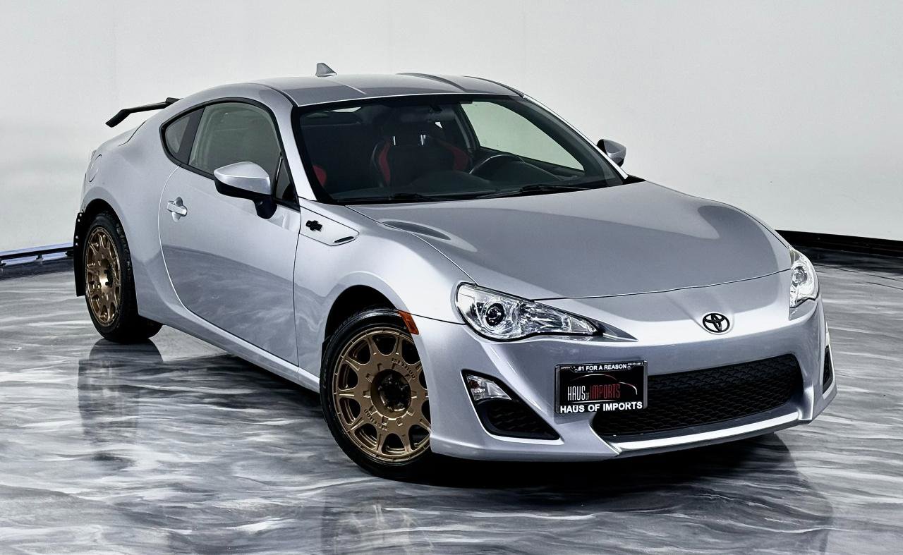 Used 2015 Scion FR-S RWD image 3