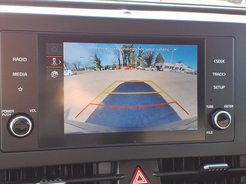 Used 2025 Kia Sportage LX image 24