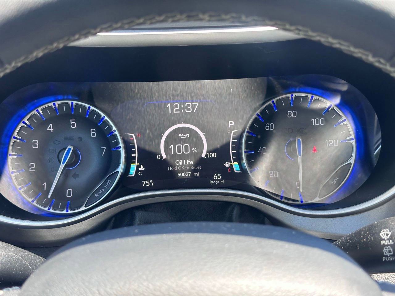 Used 2024 Chrysler Pacifica Touring-L FWD image 31