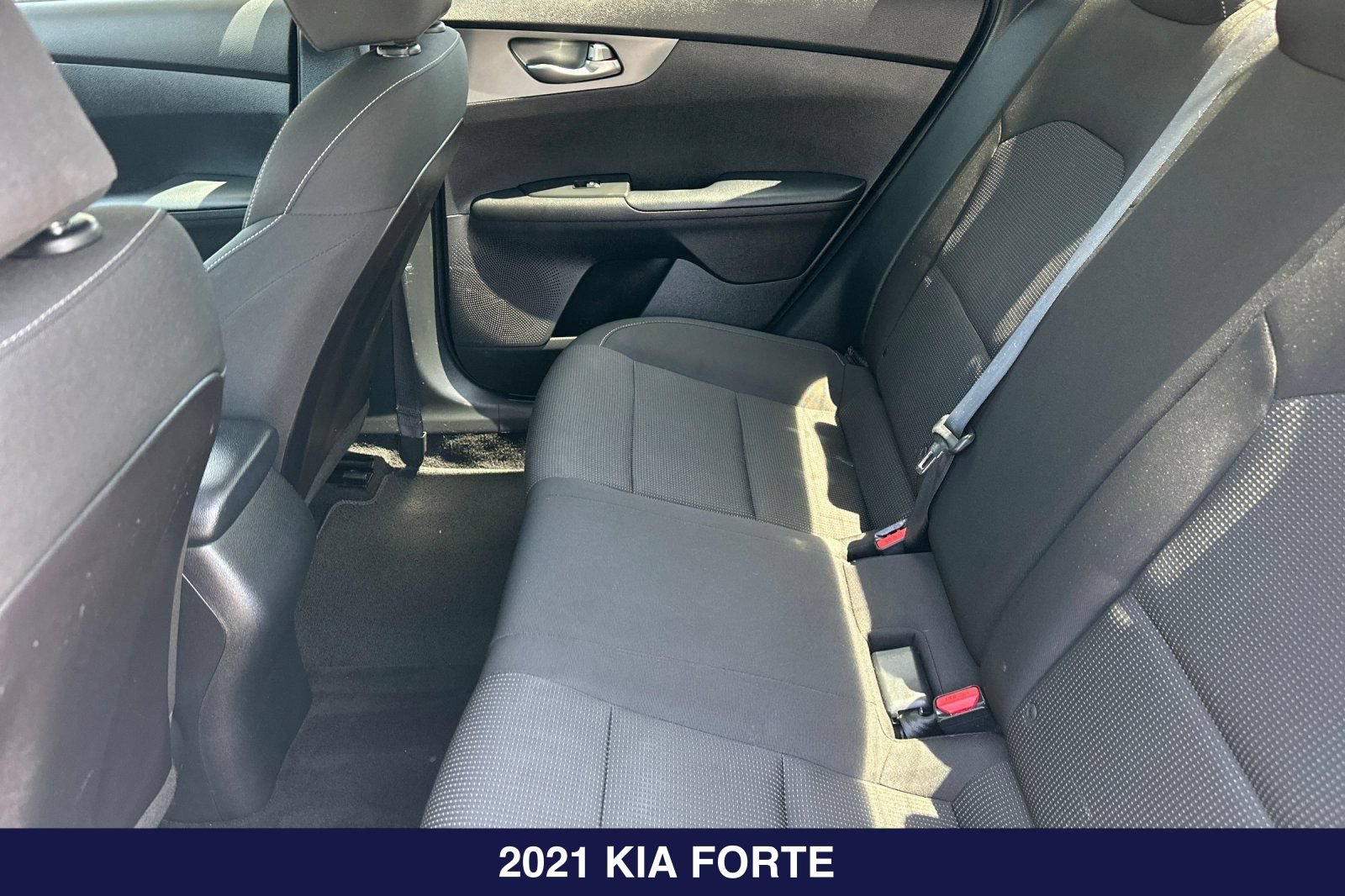 Used 2021 Kia Forte LXS FWD image 13