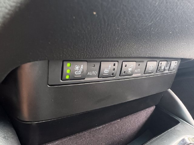 Used 2024 Lexus ES 350 w/ Technology Package FWD image 25