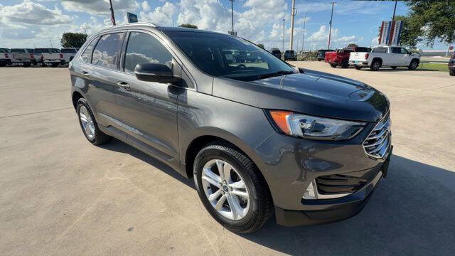 Used 2019 Ford Edge SEL w/ Equipment Group 201A FWD image 2