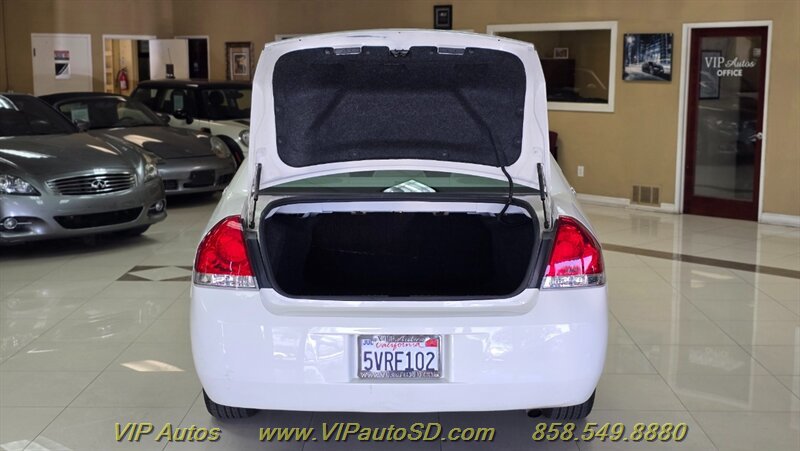 Used 2006 Chevrolet Impala LT FWD image 9