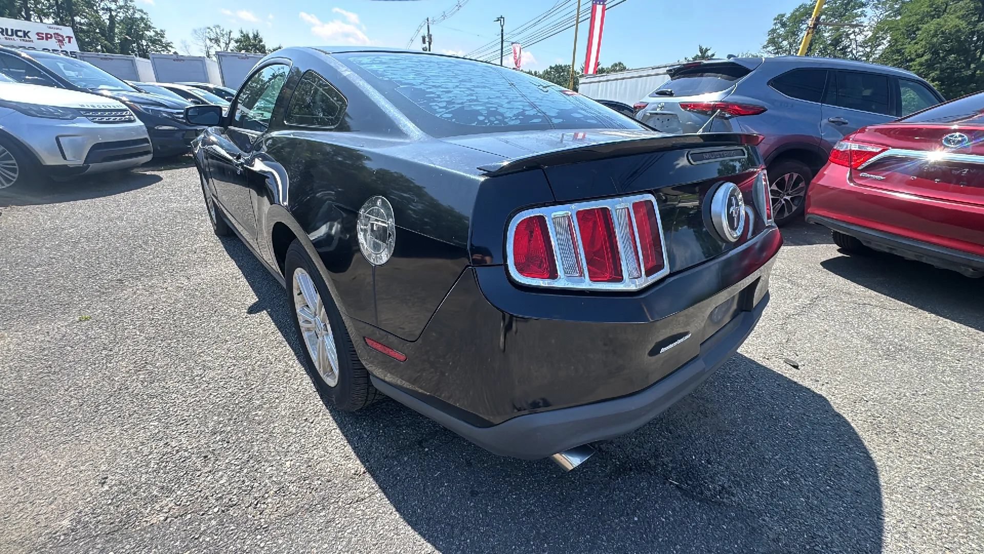 Used 2011 Ford Mustang Coupe w/ 101A Rapid Spec Order Code RWD image 7