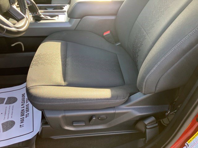 Used 2019 Ford F150 XLT w/ Equipment Group 302A Luxury AWD/4WD image 11