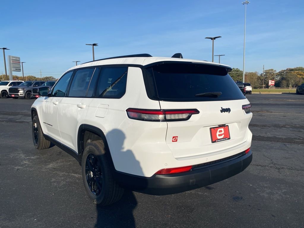 New 2025 Jeep Grand Cherokee L Altitude image 5