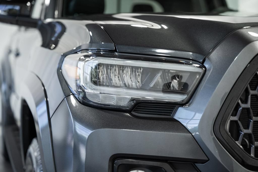 Used 2023 Toyota Tacoma Limited w/ Nightshade Package AWD/4WD image 13