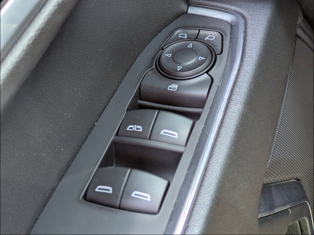 Used 2023 Chevrolet Silverado 1500 LT AWD/4WD image 26