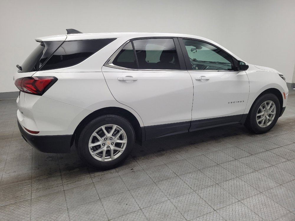 Used 2024 Chevrolet Equinox LT w/ LPO, Floor Liner Package FWD image 10