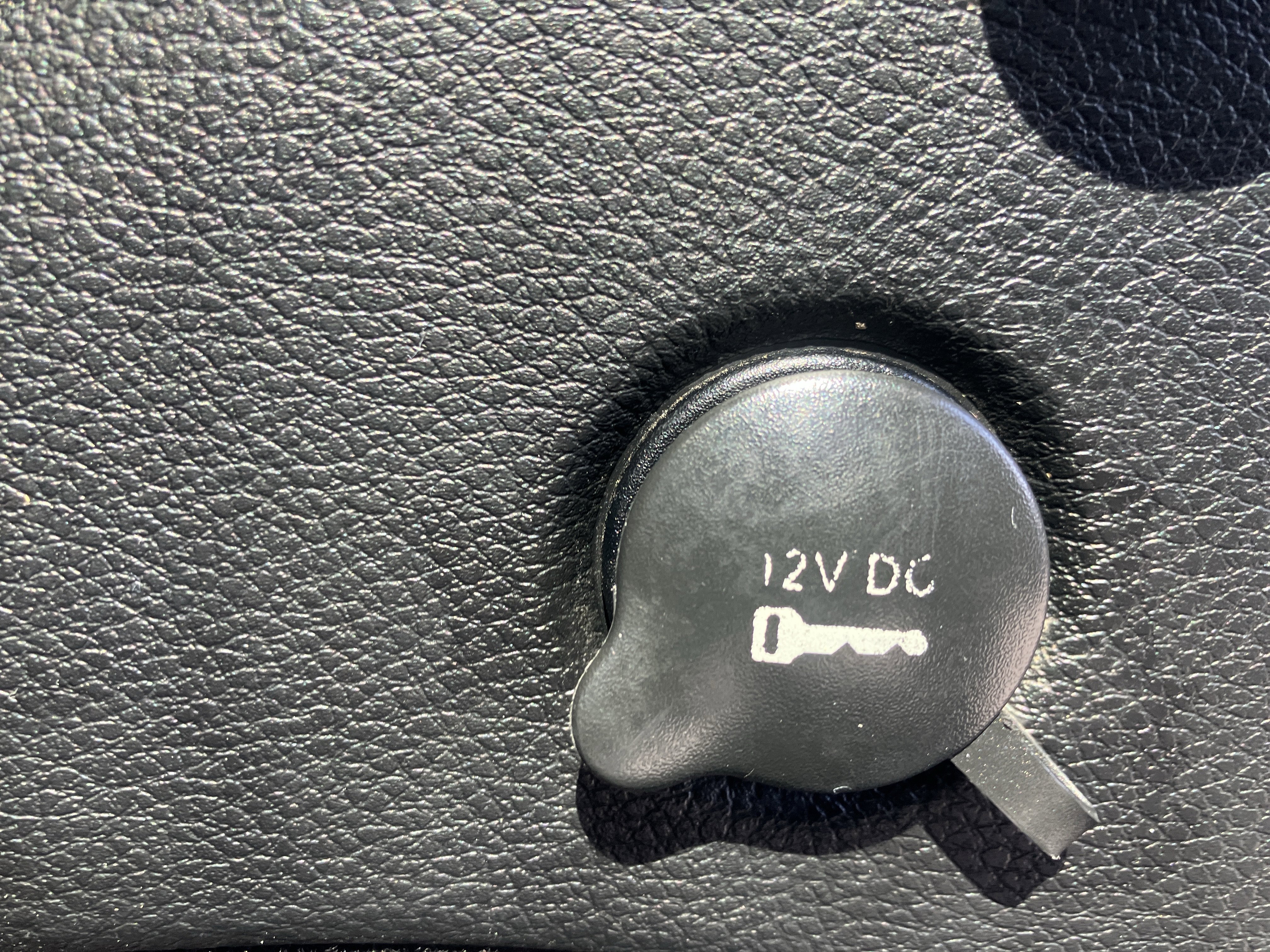 Used 2017 Jeep Grand Cherokee Altitude image 13