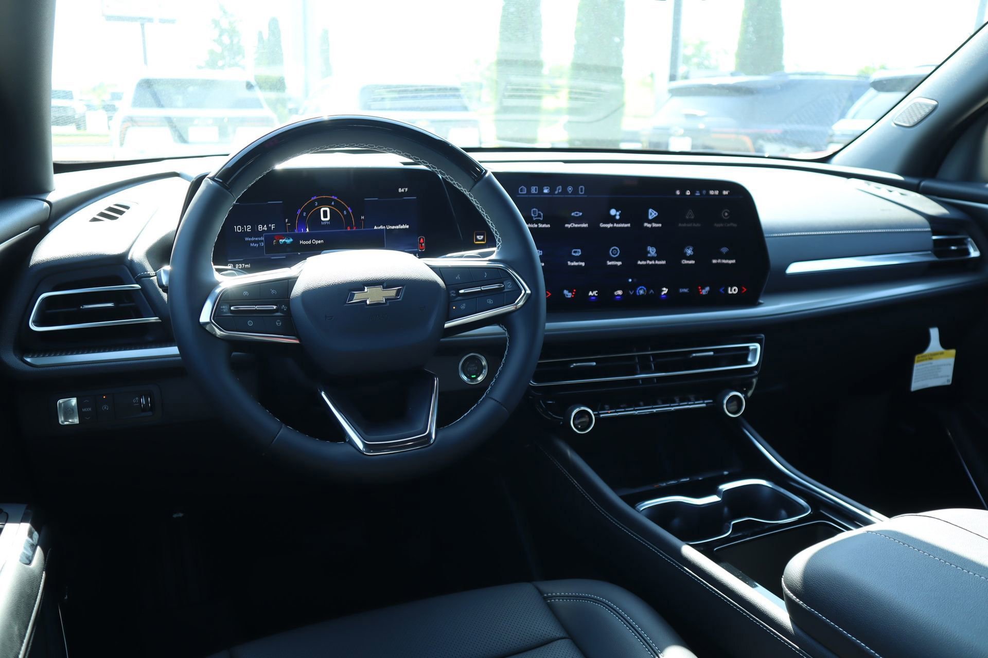 New 2026 Chevrolet Traverse LT w/ Enhanced Driving Package FWD image 2