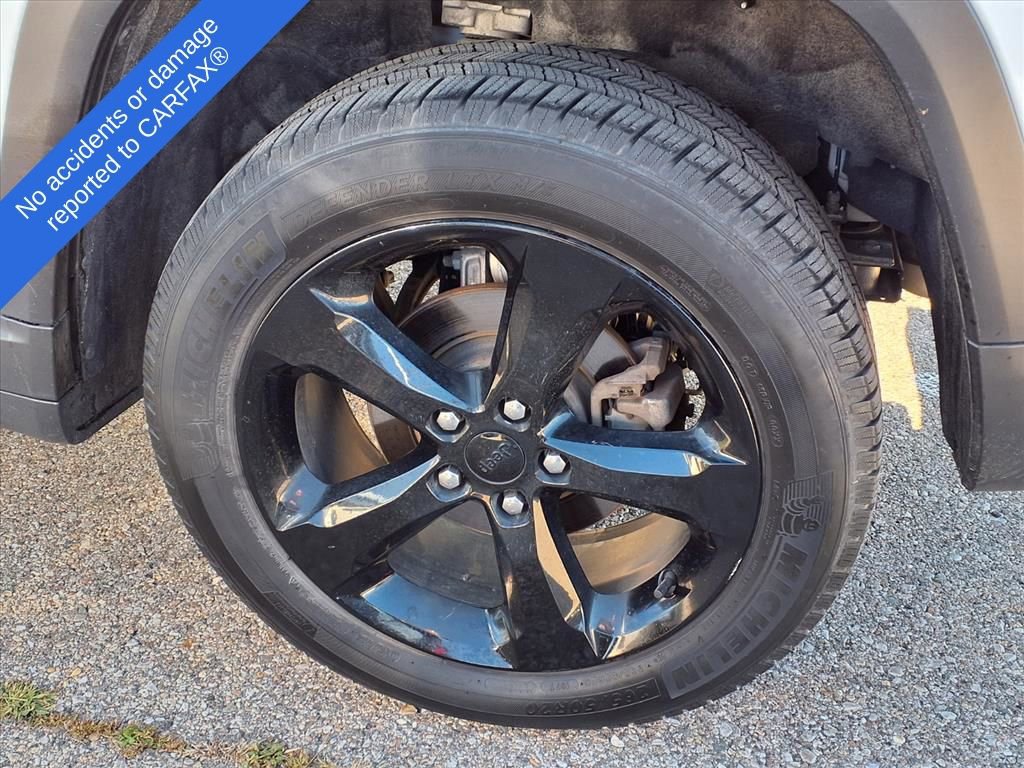 Used 2022 Jeep Grand Cherokee Altitude image 9