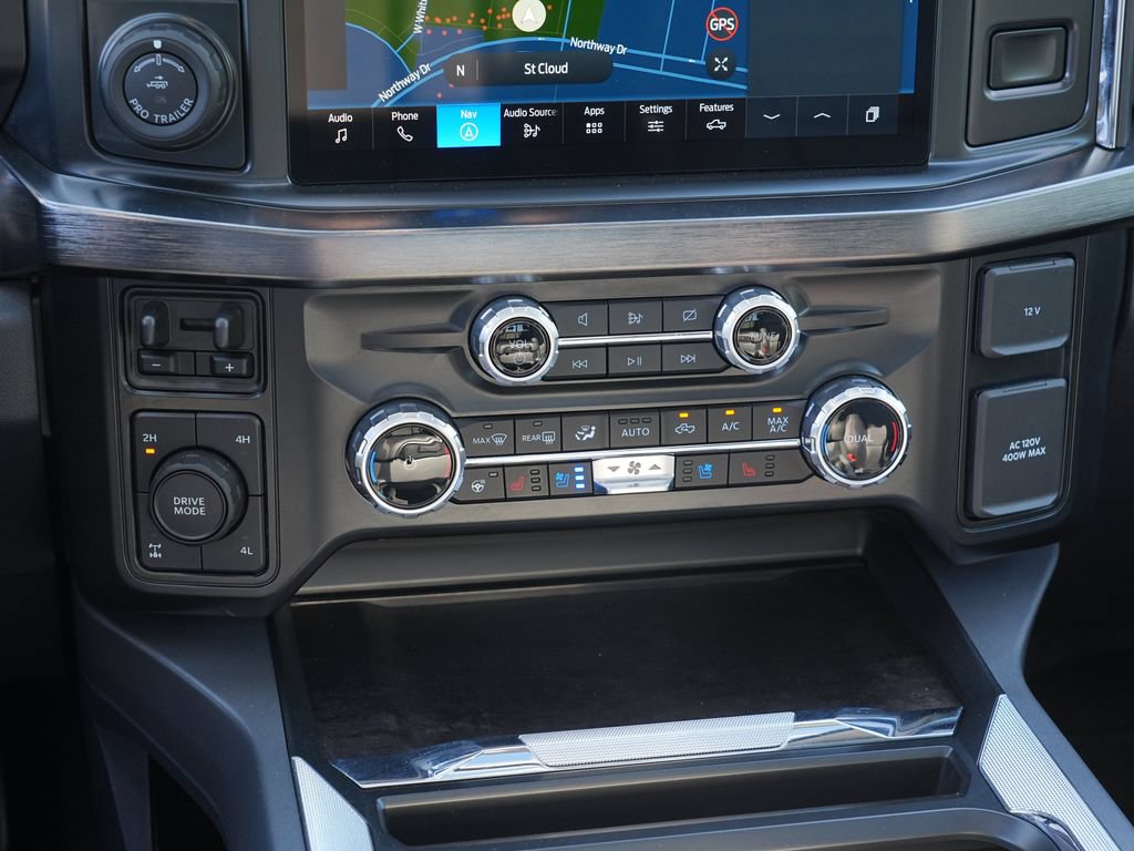 Used 2024 Ford F350 Lariat w/ Lariat Ultimate Package AWD/4WD image 22