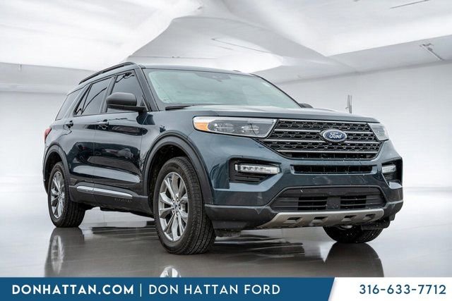 Used 2023 Ford Explorer XLT w/ Equipment Group 202A image 35