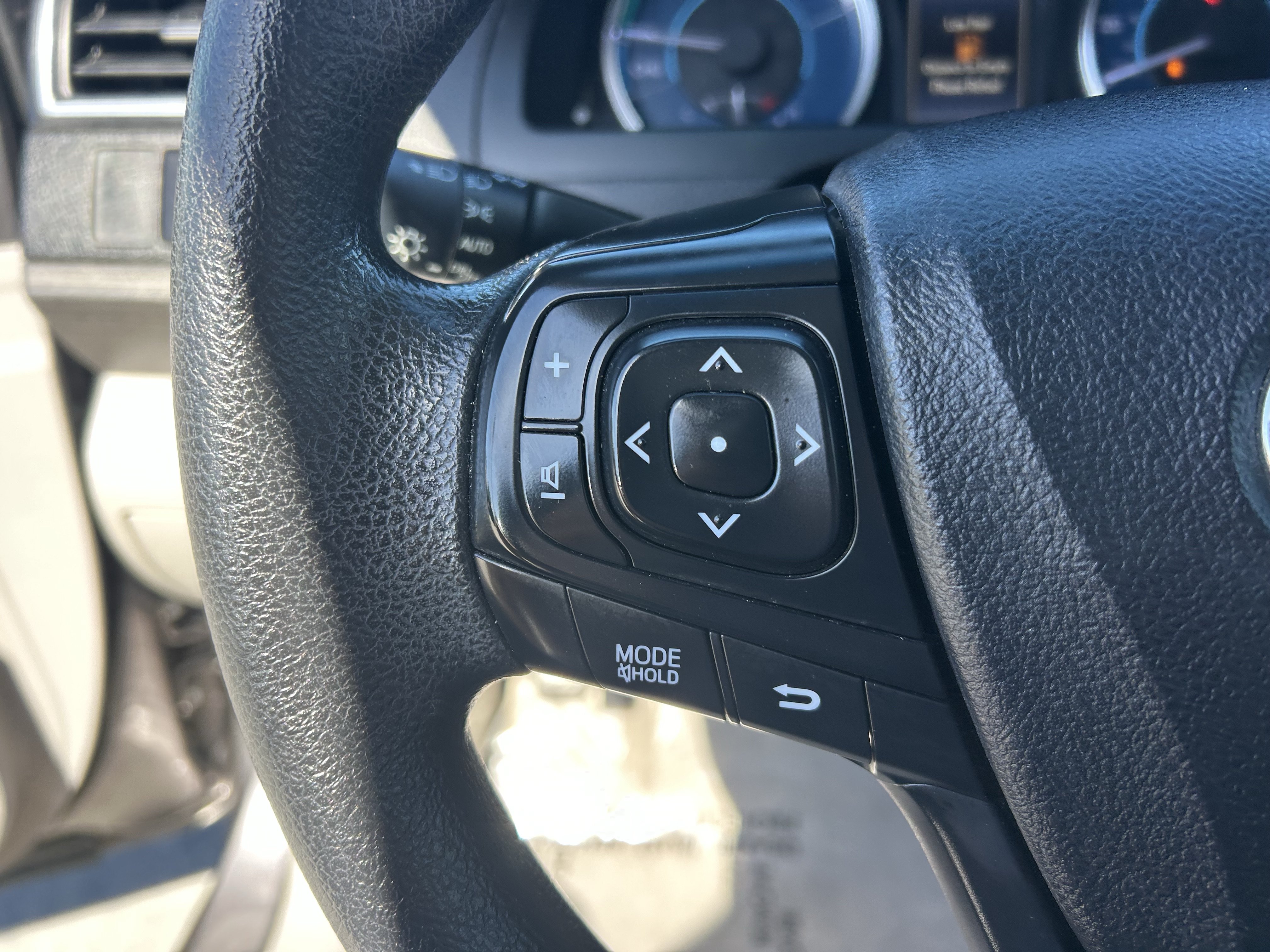 Used 2017 Toyota Camry LE FWD image 27