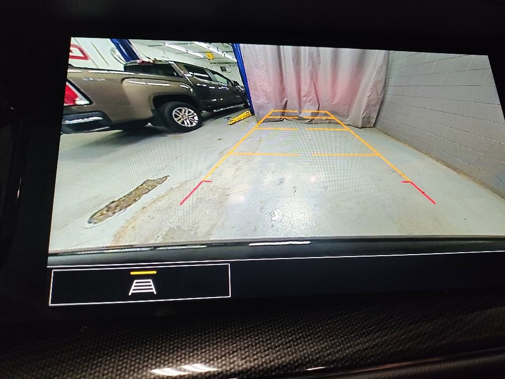 Used 2023 Buick Envision Preferred w/ Sport Touring Package AWD/4WD image 31