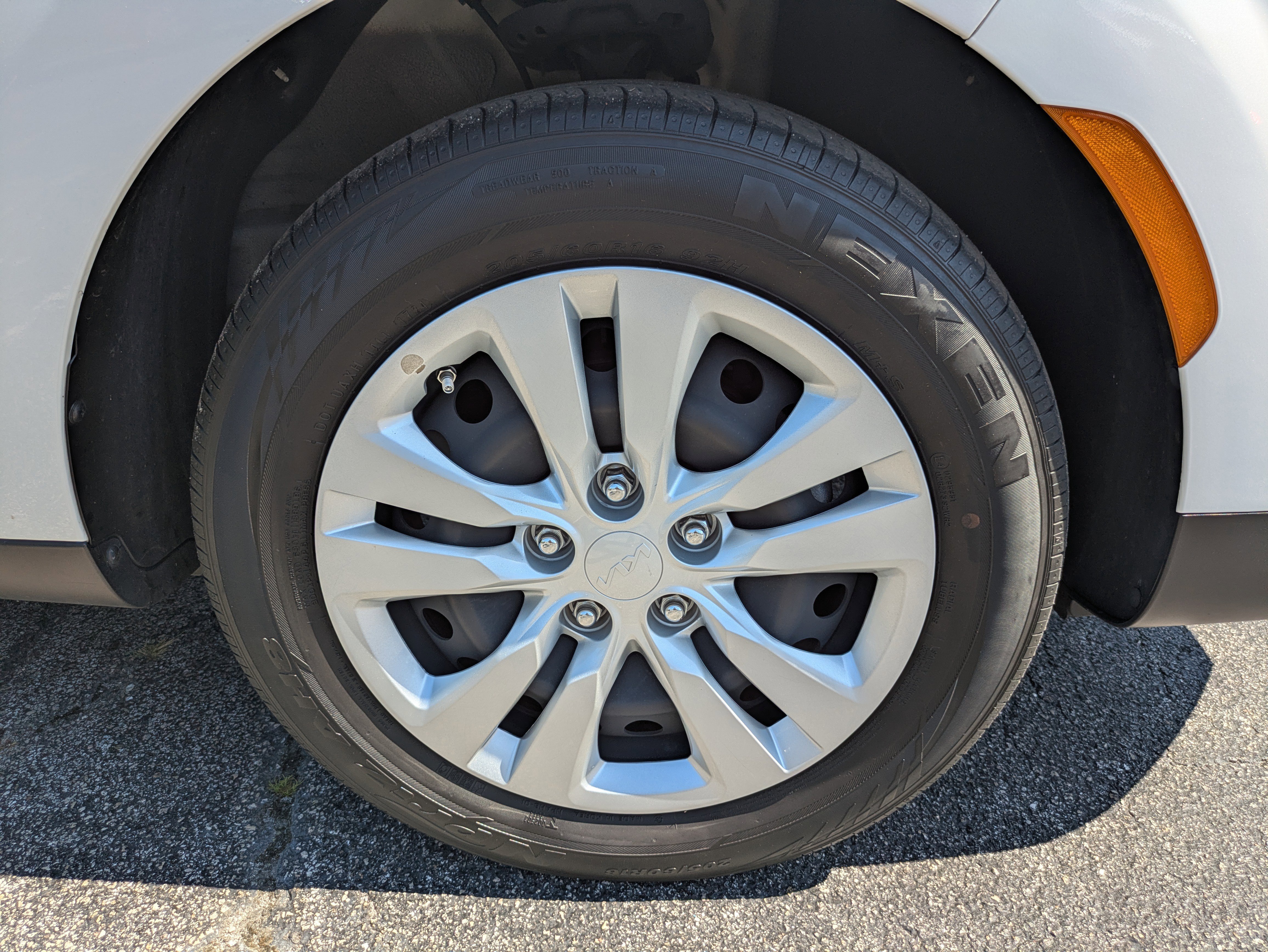 Used 2024 Kia Soul LX image 12