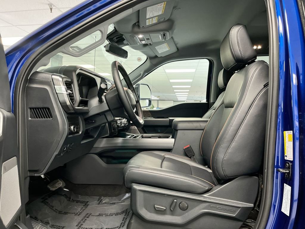 New 2026 Ford F350 4x4 Crew Cab Super Duty image 14