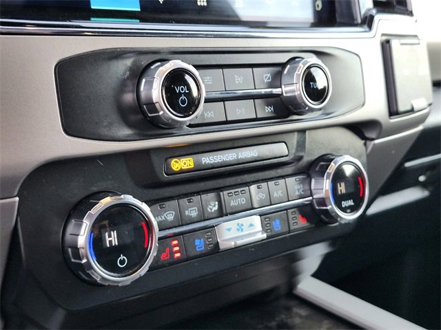 Certified 2022 Ford F250 Lariat w/ Chrome Package image 23