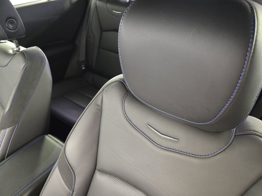 Used 2024 Cadillac XT4 Sport image 27