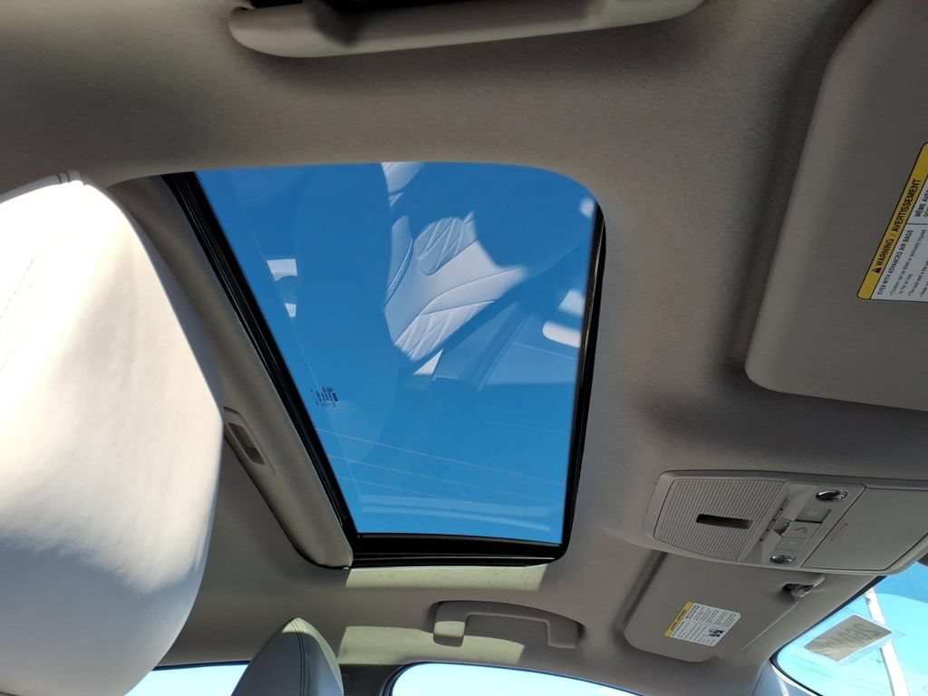 New 2026 Nissan Sentra SL w/ Floor Mat Package FWD image 8