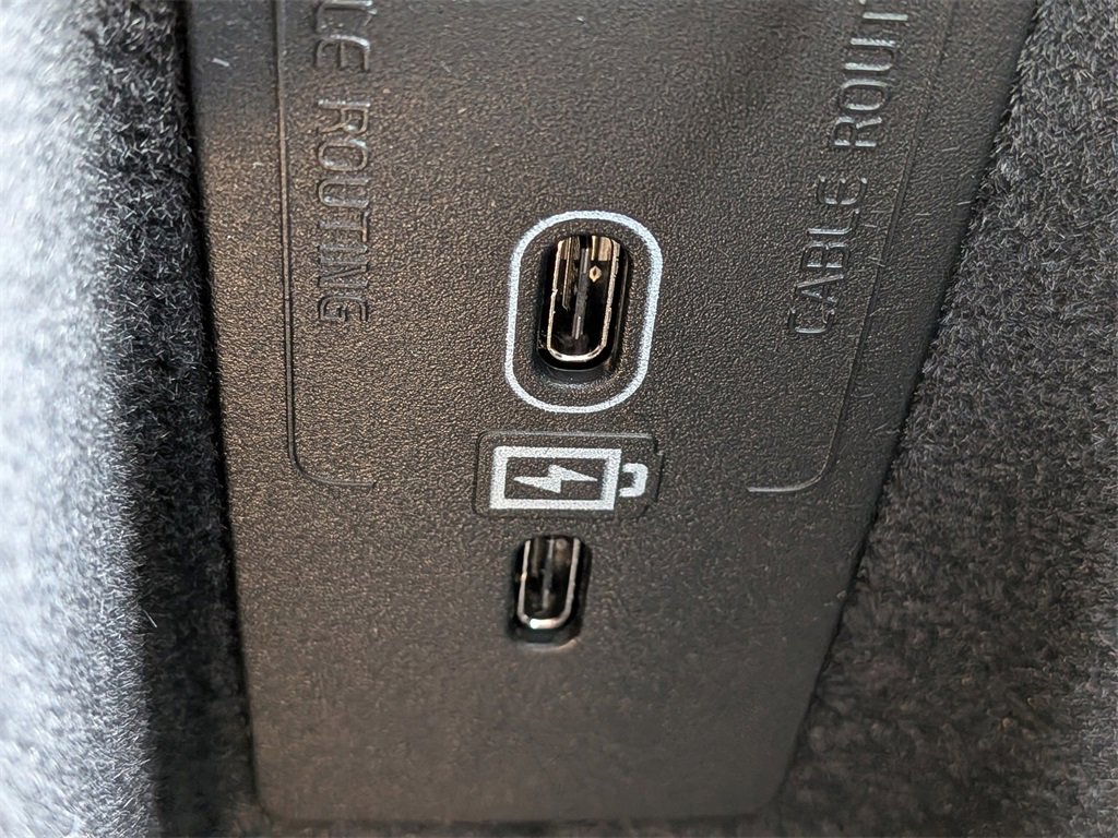 New 2026 Volvo XC60 T8 Ultra w/ Protection Package Premier image 25