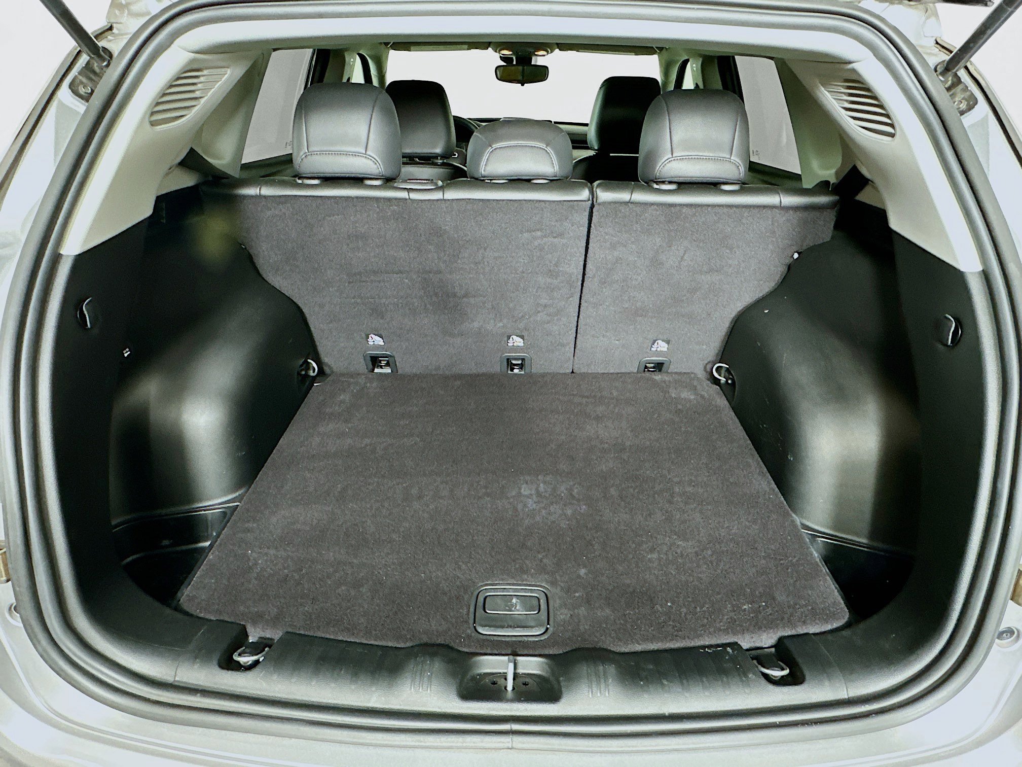 Used 2022 Jeep Compass Latitude FWD image 27