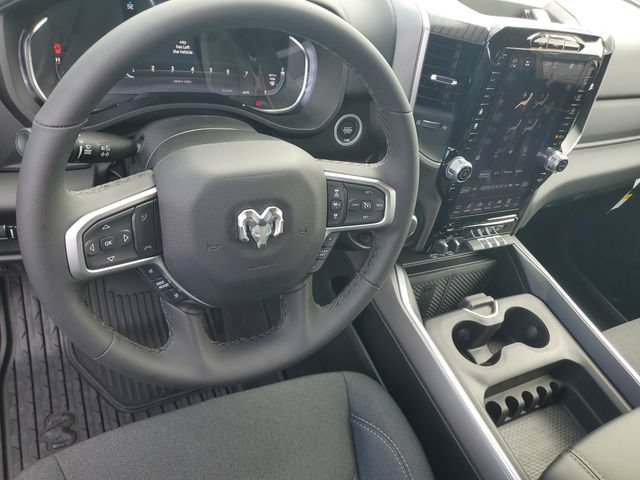 New 2026 RAM 1500 Big Horn AWD/4WD image 18