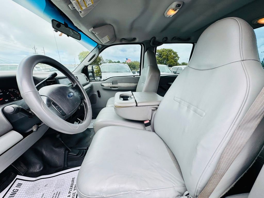 Used 2004 Ford F350 XL image 9