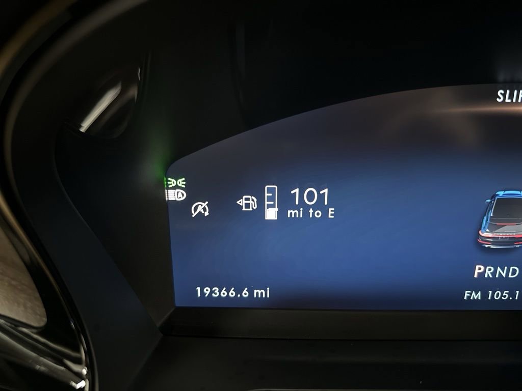 Used 2023 Lincoln Corsair Reserve w/ Equipment Group 202A image 27