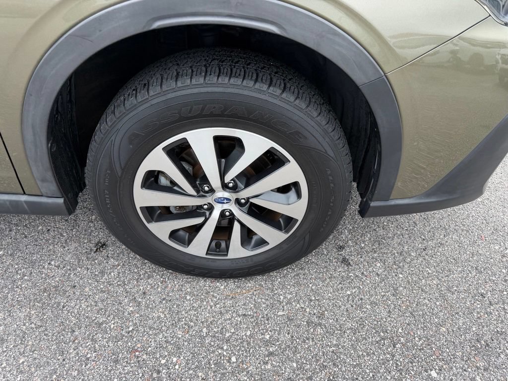 Used 2020 Subaru Outback Premium w/ Popular Package #1 AWD/4WD image 4