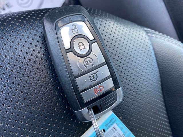 Used 2022 Ford Escape Titanium image 23