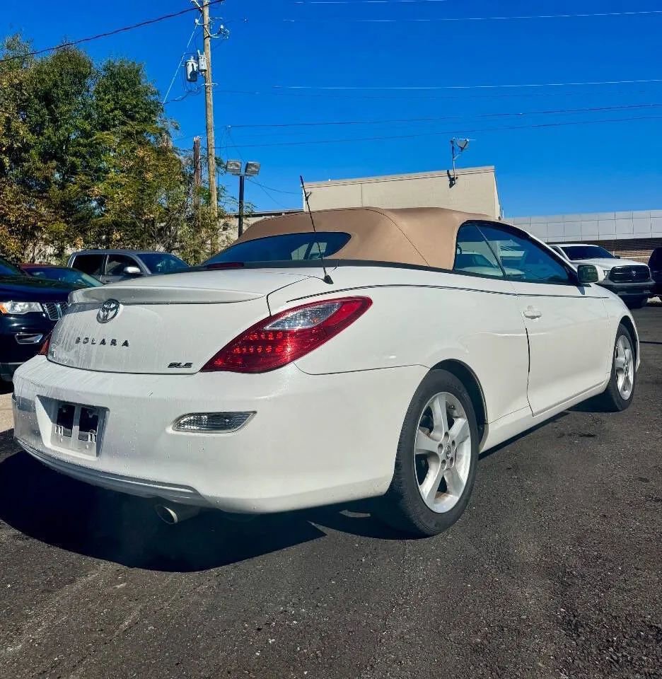 Used 2007 Toyota Solara SE Sport image 2