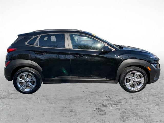 Used 2022 Hyundai Kona SEL video 2