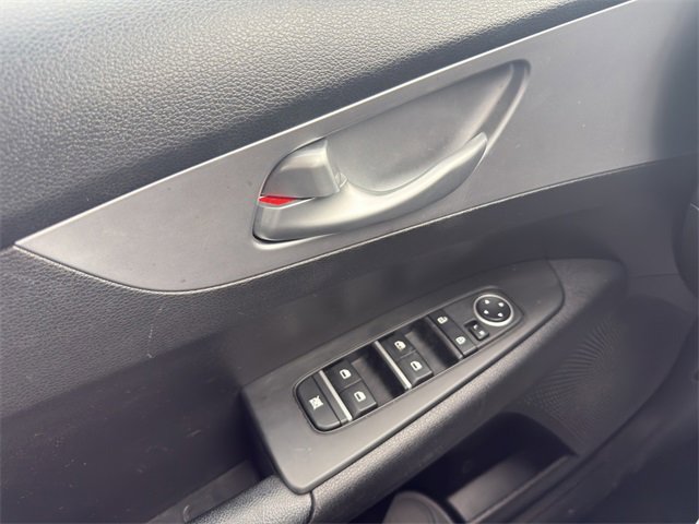 Used 2023 Kia Forte LXS image 12