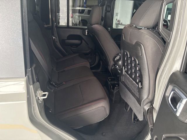 Used 2022 Jeep Gladiator Rubicon AWD/4WD image 36