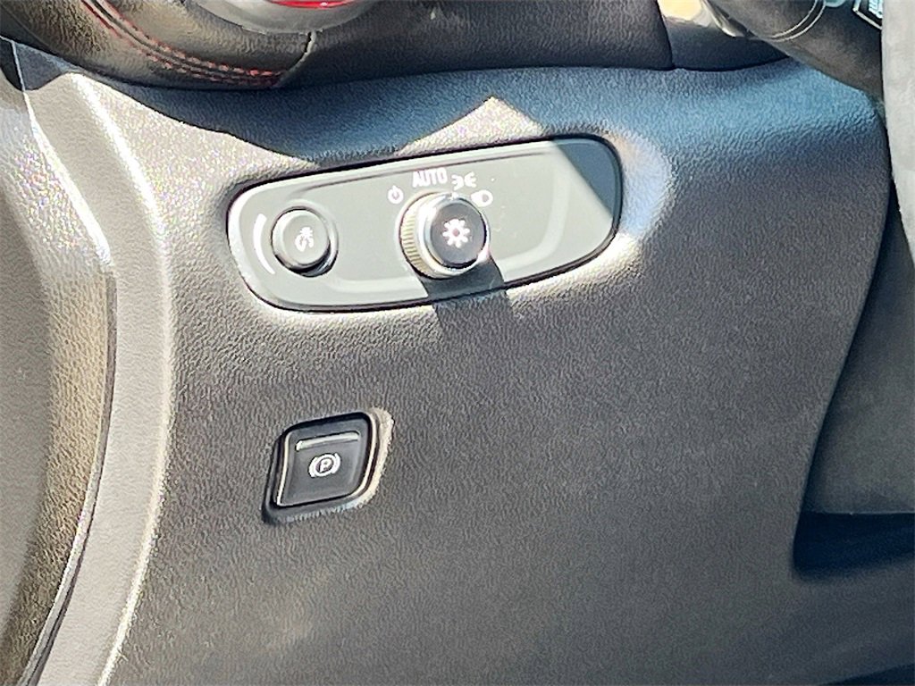 Used 2023 Chevrolet Blazer RS image 10