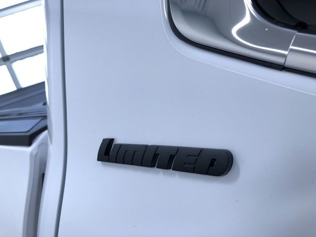 New 2026 Toyota Tundra Limited AWD/4WD image 9