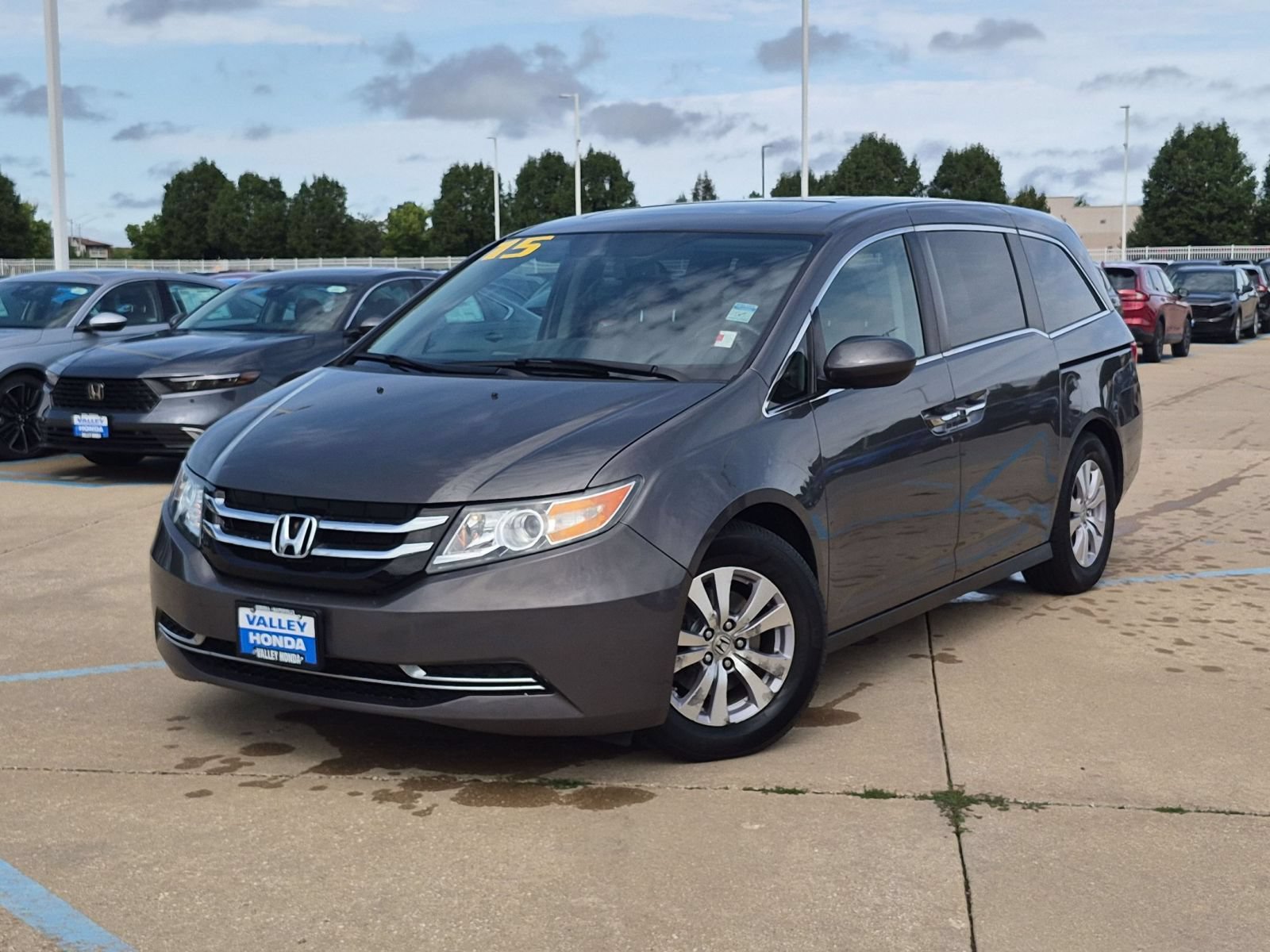 Used 2015 Honda Odyssey EX-L image 2