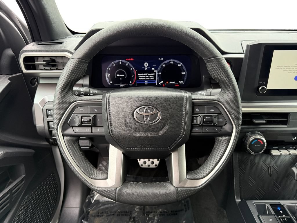 Used 2025 Toyota Tacoma TRD Sport AWD/4WD image 12