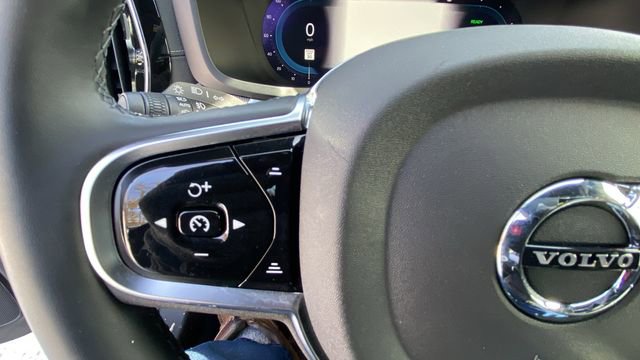 Used 2025 Volvo S60 T8 Ultra image 24