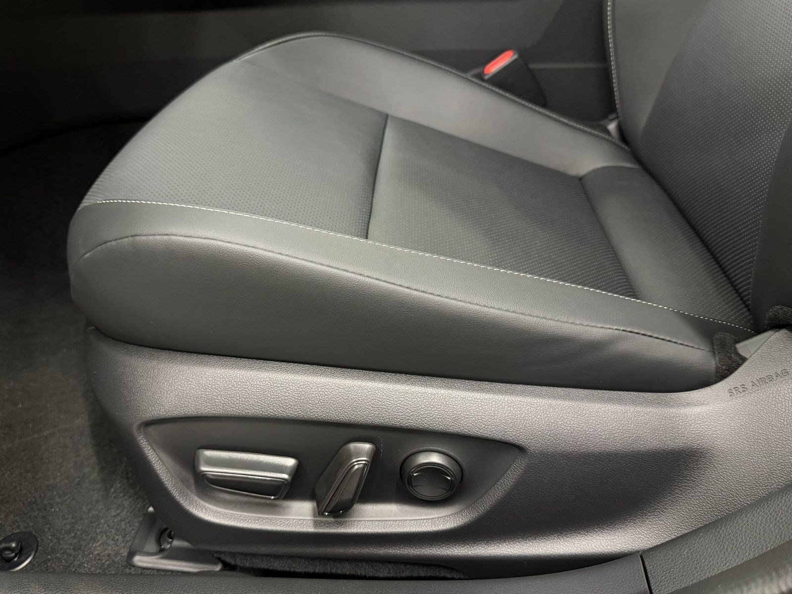 New 2026 Toyota Prius AWD image 12