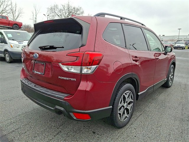 Used 2019 Subaru Forester Premium image 8