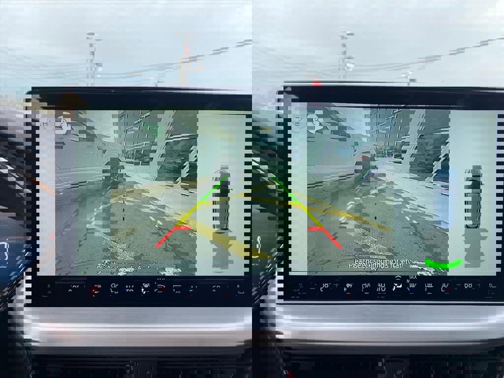 Used 2025 Ford Escape Platinum image 16