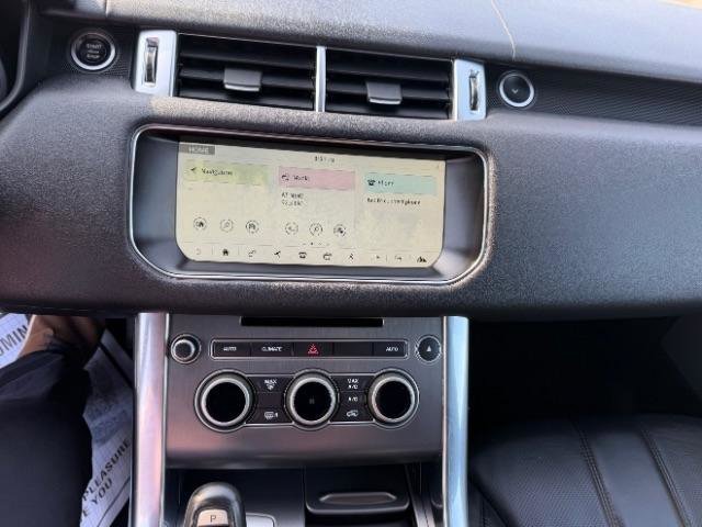 Used 2017 Land Rover Range Rover Sport SE AWD/4WD image 25