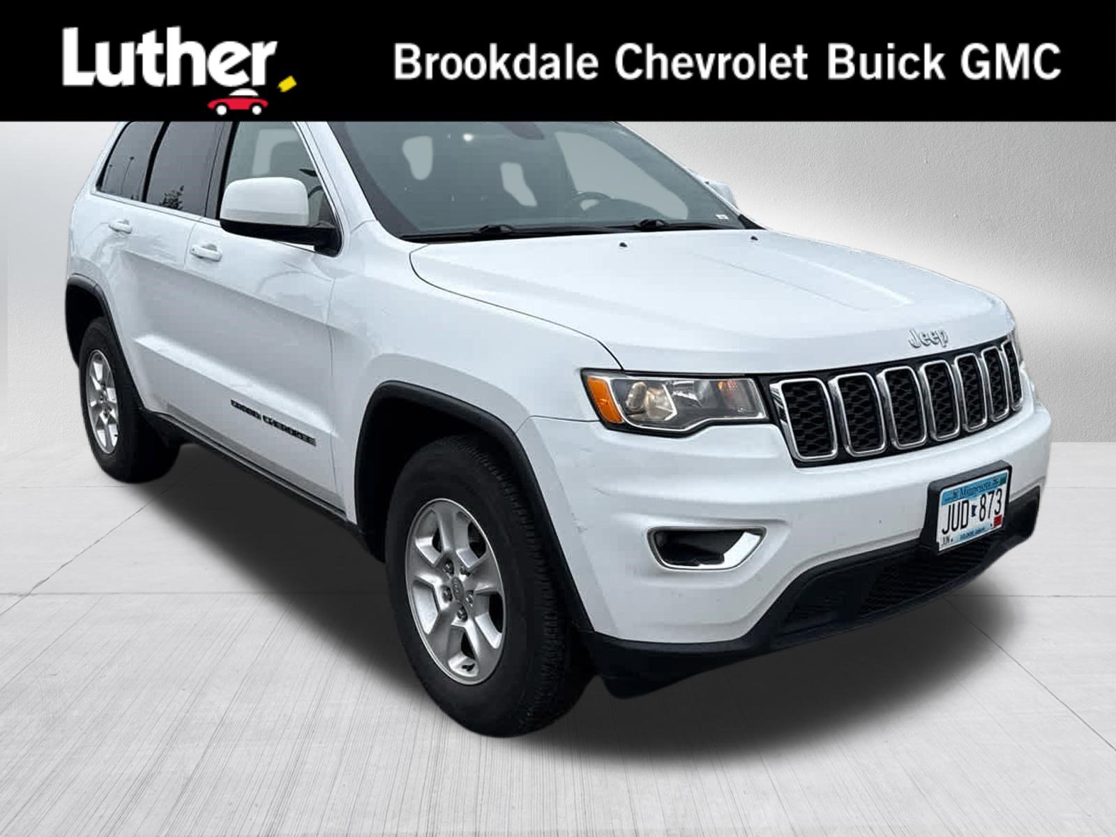 Used 2017 Jeep Grand Cherokee Laredo w/ Quick Order Package 23E AWD/4WD image 1